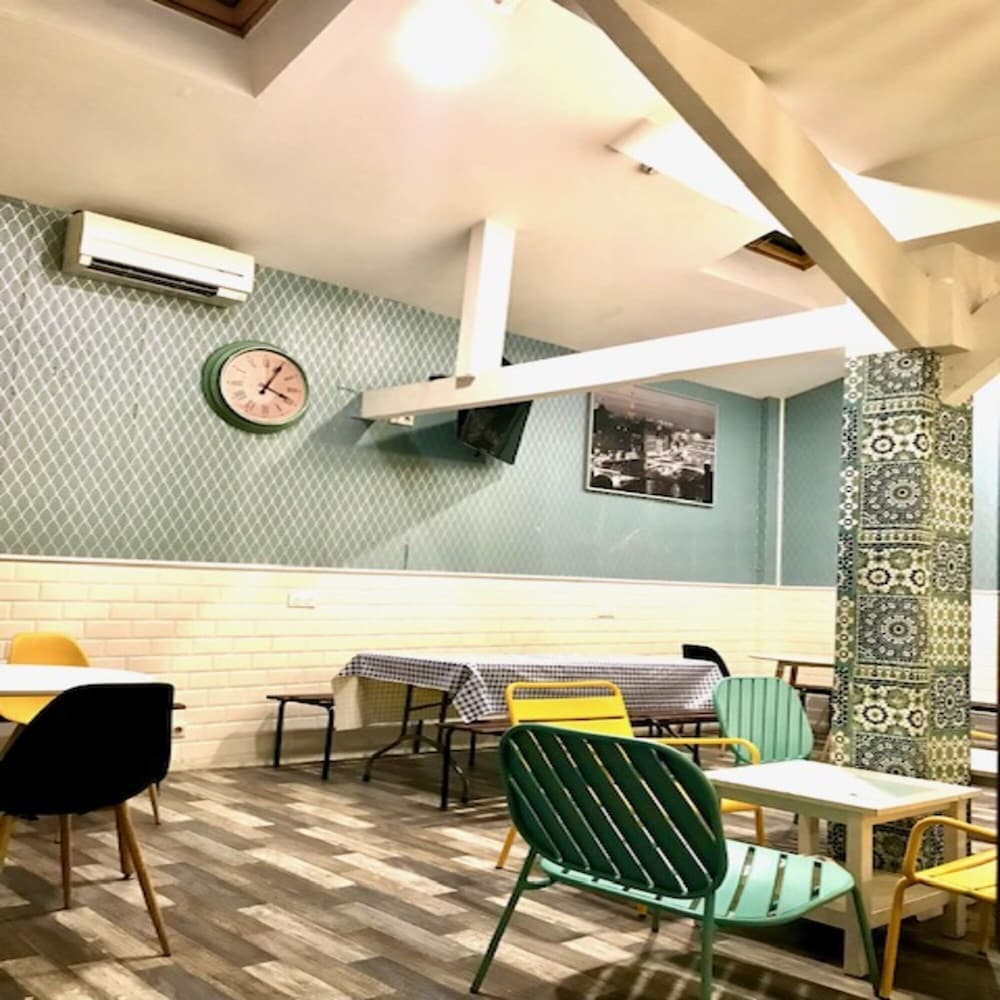 Trendy Hostel 26/35