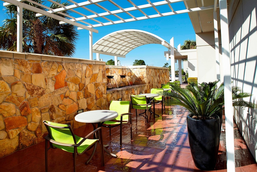 Springhill Suites Houston Intercontinental Airport 7/51