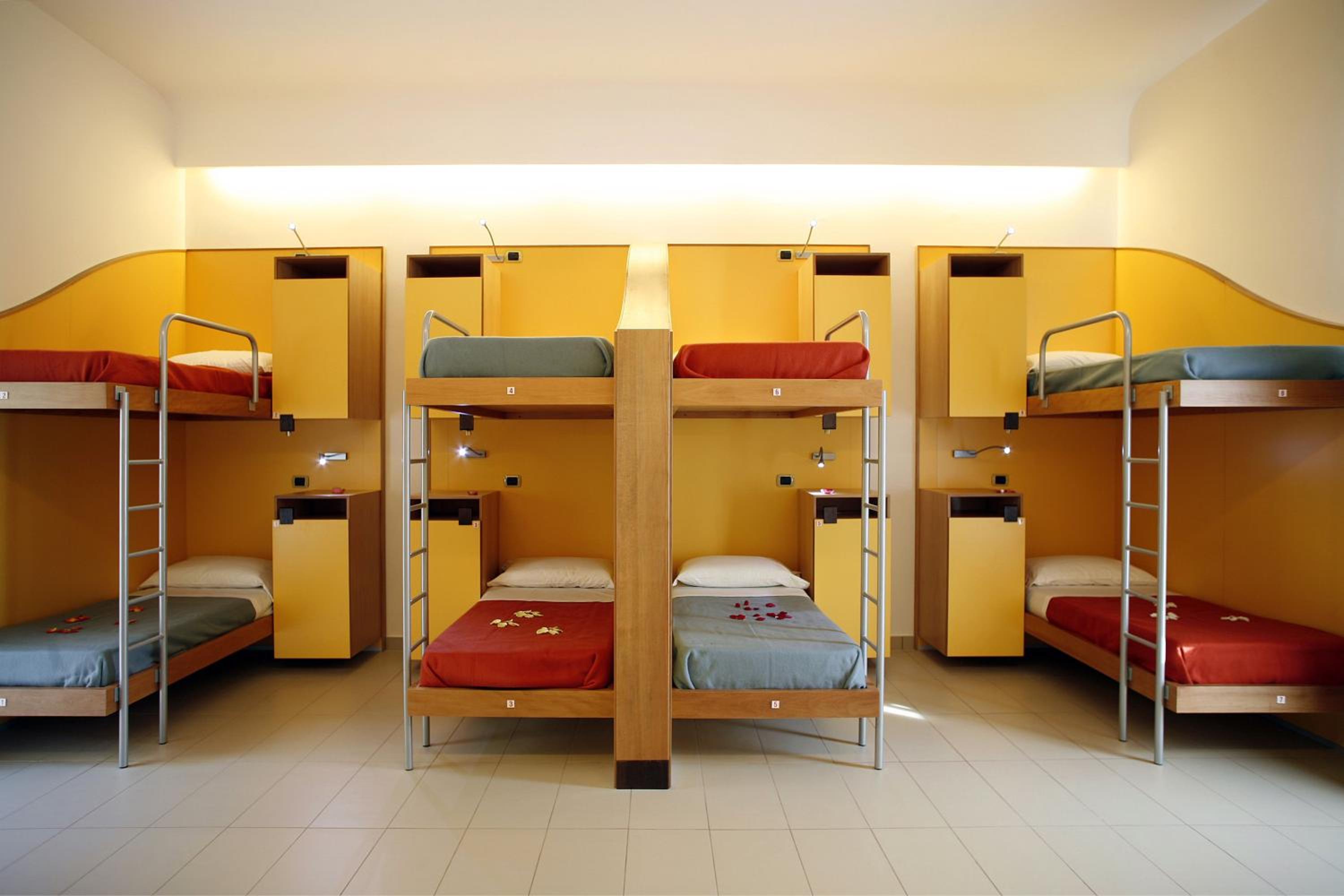 Female Dorm, 10 Beds