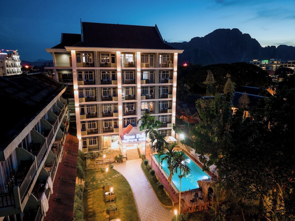 Vilayvong Hotel 2/50