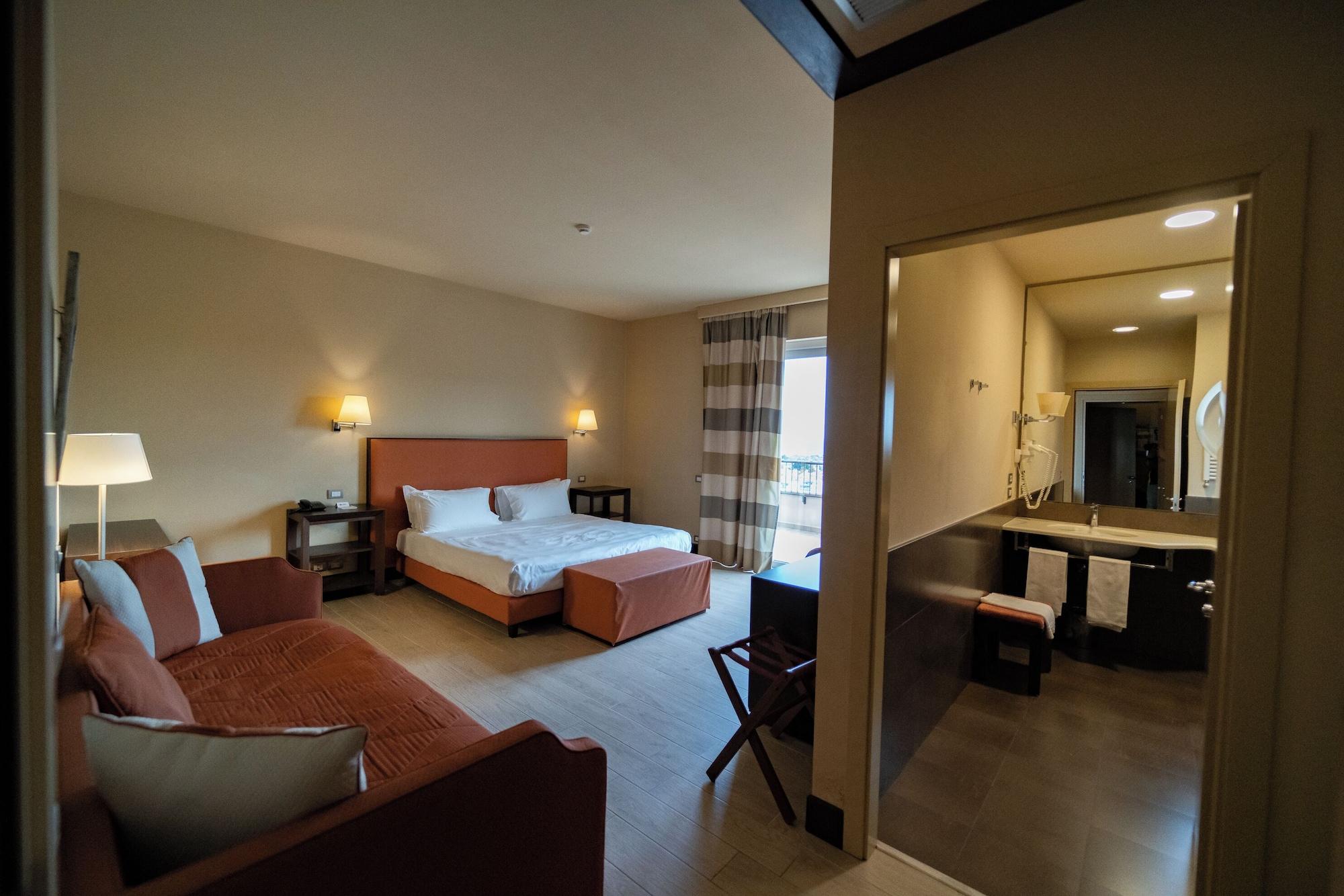Spa, Mini, Luxury, Suite, Jetted Tub