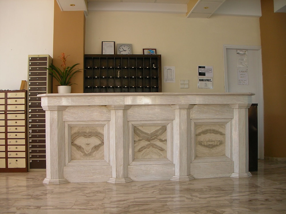 Hotel Mariana Laganas 6/34