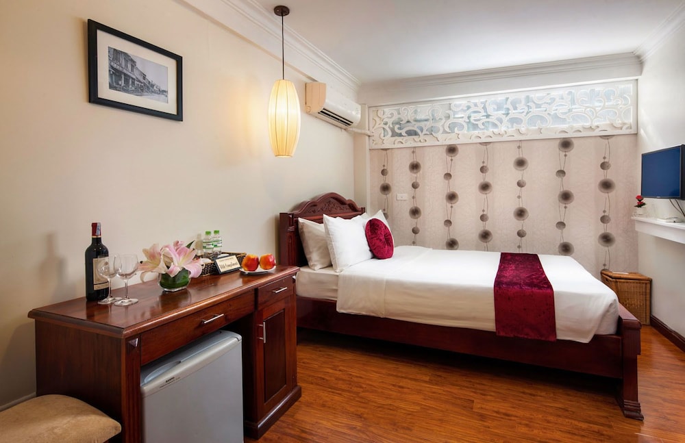 STANDARD, DOUBLE BED