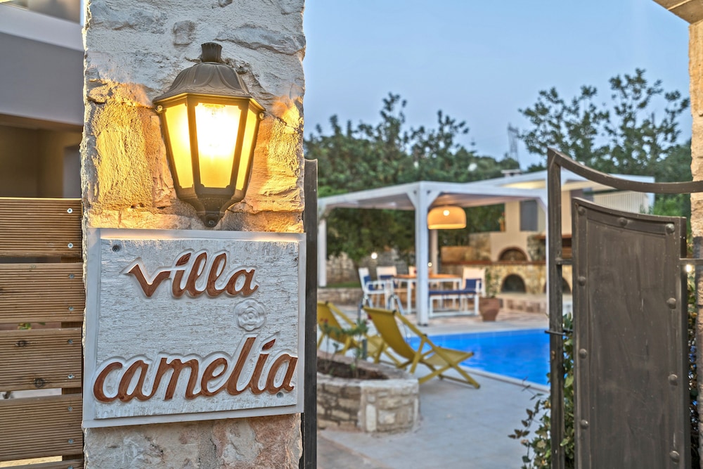 Villa Camellia 11/27