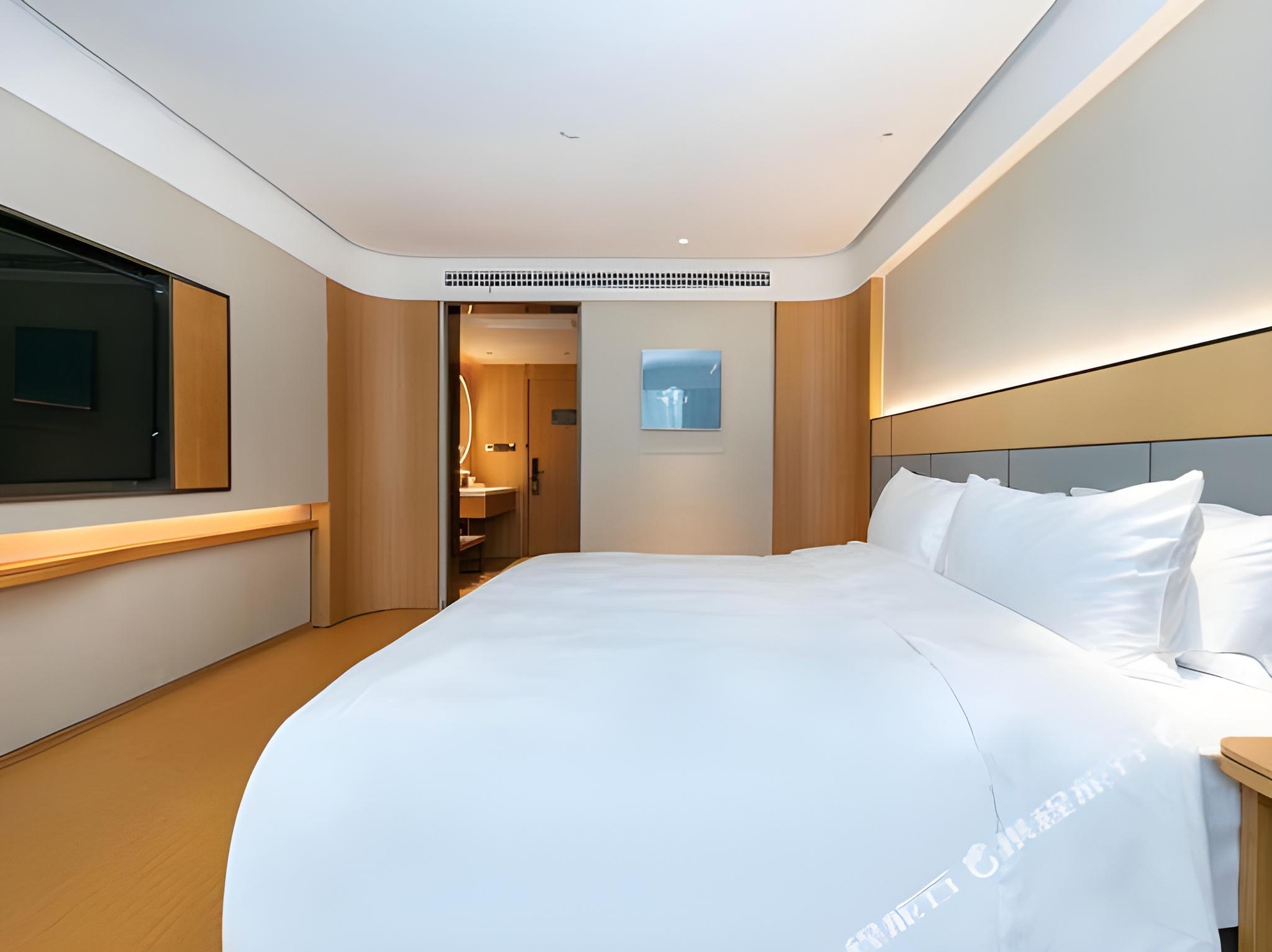 Room, Twin Beds