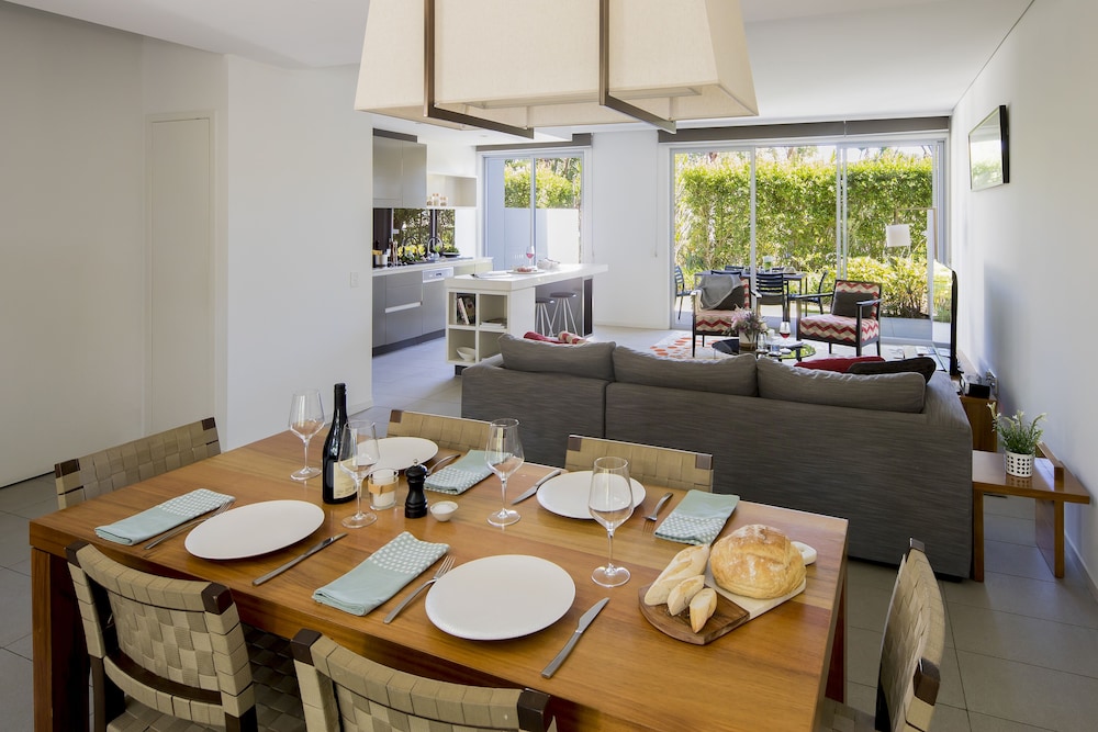 Pullman Magenta Shores Resort 66/82