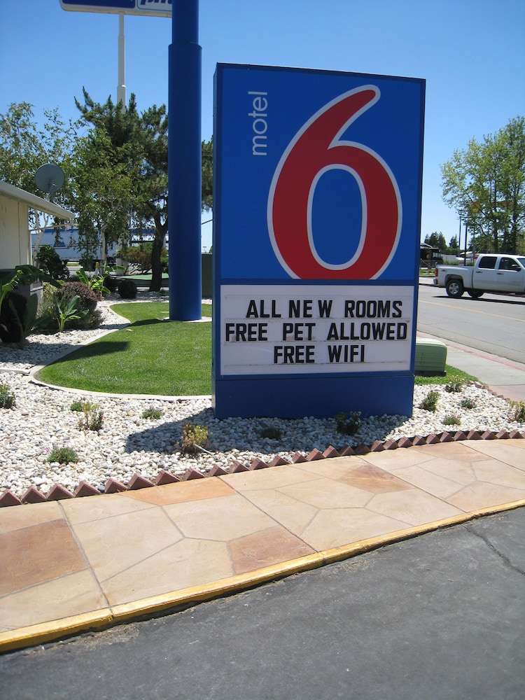 Motel6 Willows, CA 49/60
