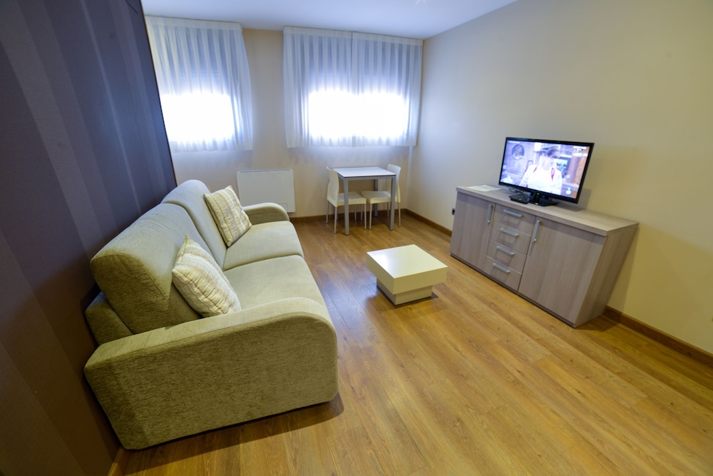 Apartamentos Turisticos Llanes 24/44