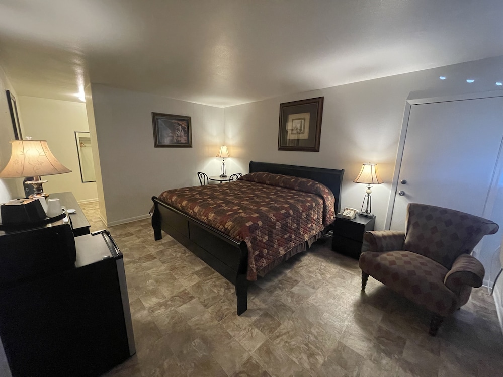 Rodeway Inn 6/17