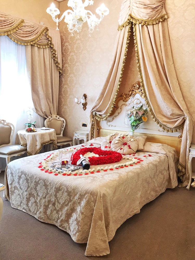 Residenza Veneziana 5/21