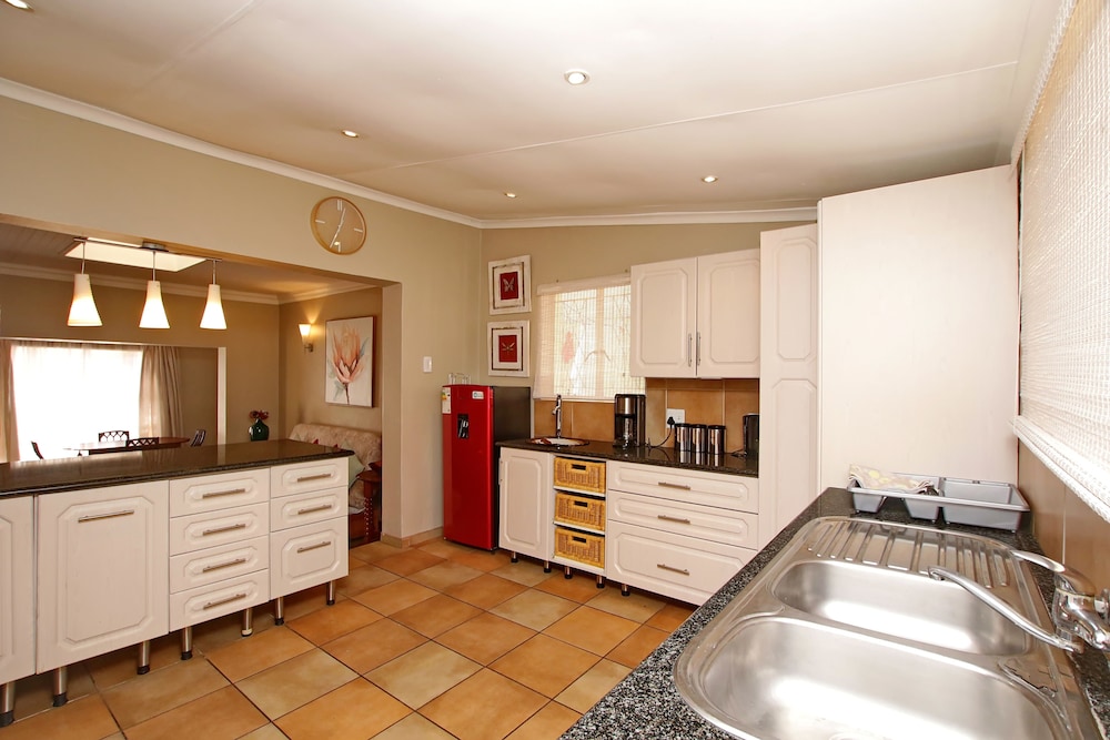 Arum Place Guest House 5/50