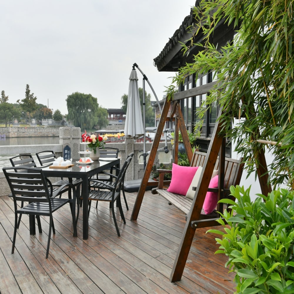 Blossom Hill Suzhou Shangtang 21/50