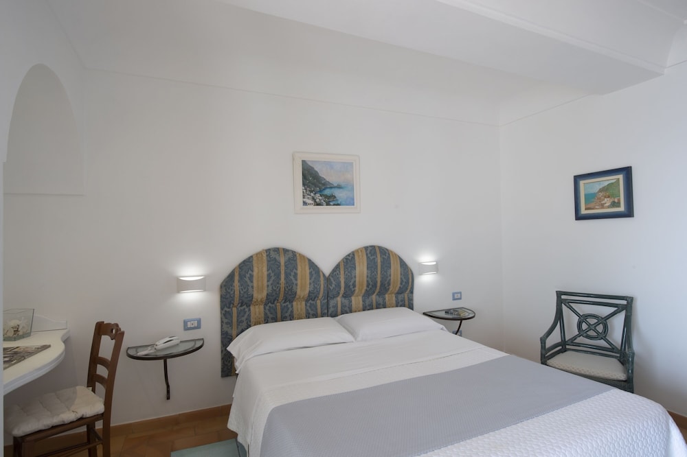 Maresca Hotel Praiano 11/78