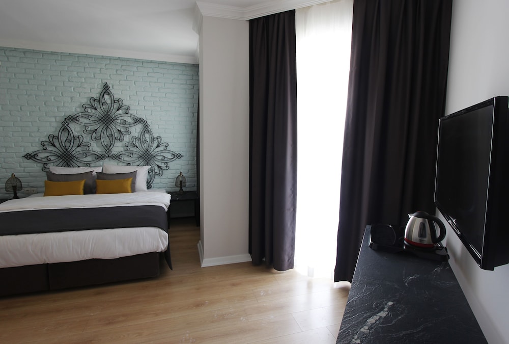 Azuu Boutique Hotel 38/76