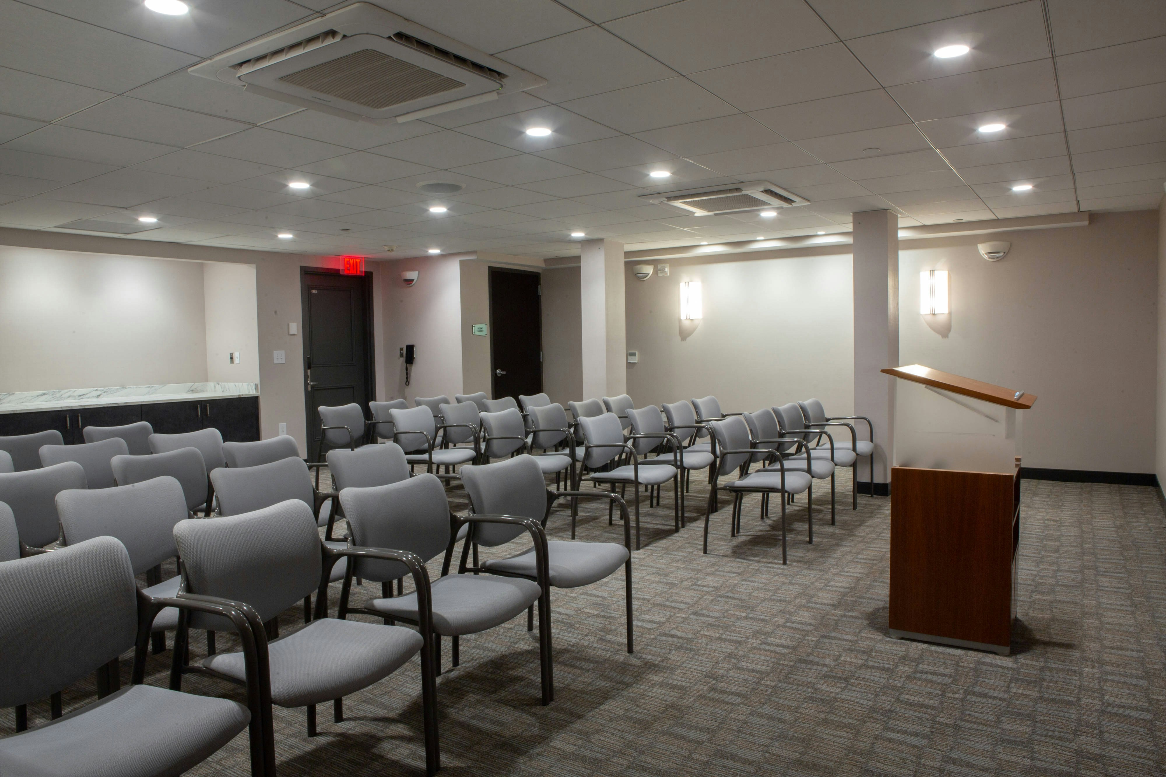 Fairfield Inn Suites By Marriott Philadelphia Downtown Center City 10/12