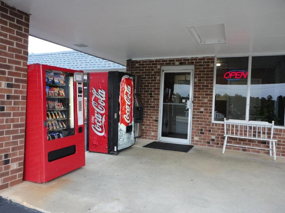 Budget Inn Franklinton 10/34