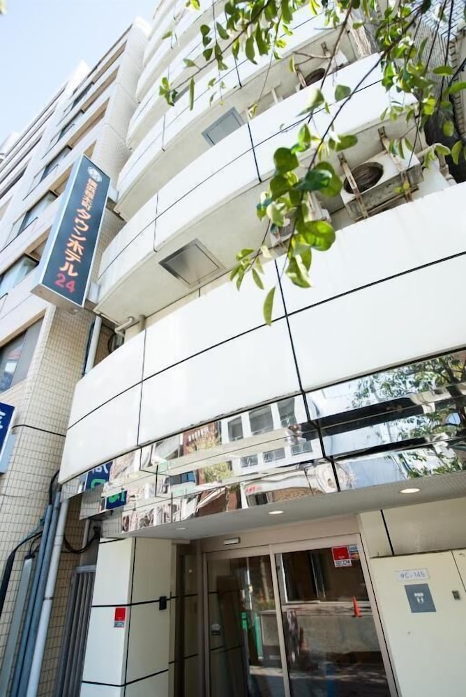 Yokohama Sakuragicho Town Hotel 24 (ex Tsukigime Club Sakuragicho) 3/33