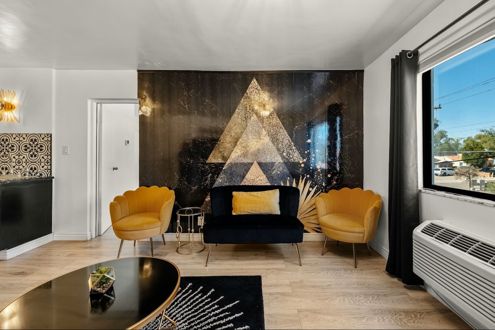Hotel Zazz 20/26