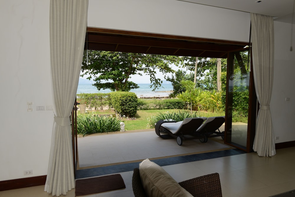 Laguna Villas Boutique Hotel 52/72
