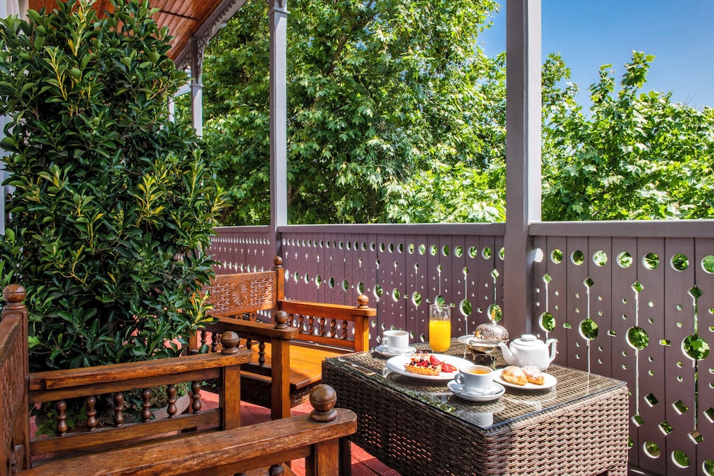 River Side Tbilisi Boutique Hotel 51/71