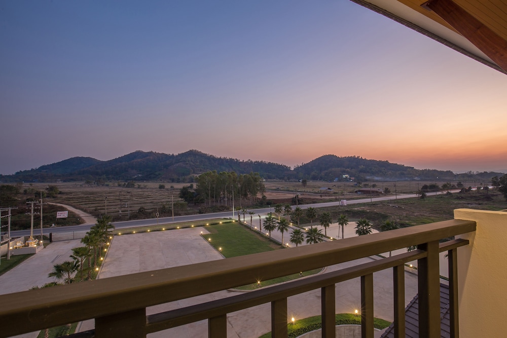 Sann View Hotel 23/26