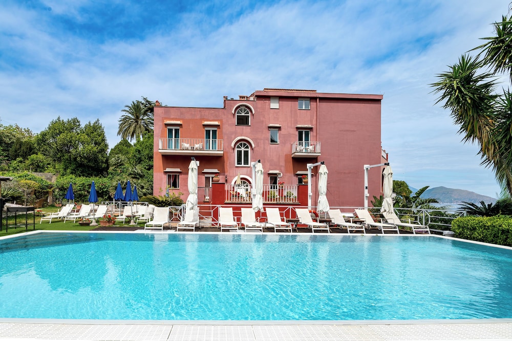 Palatium Mari Hotel 6/75