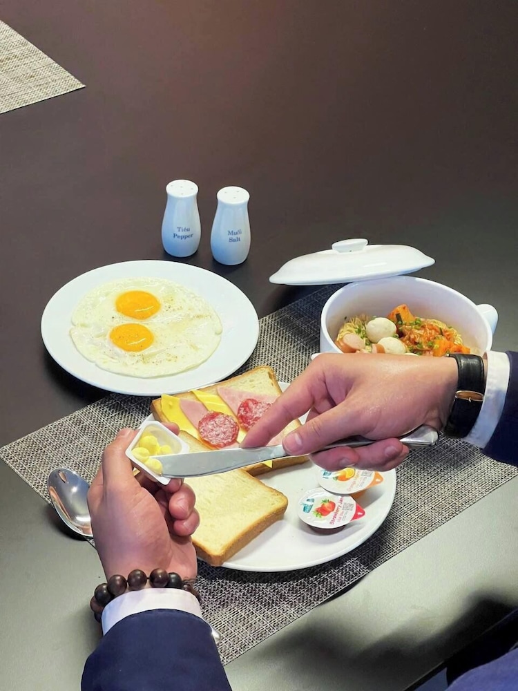 M Village Hotel Da Nang Centre, a brand of Modern Village Lifestyle 52/58