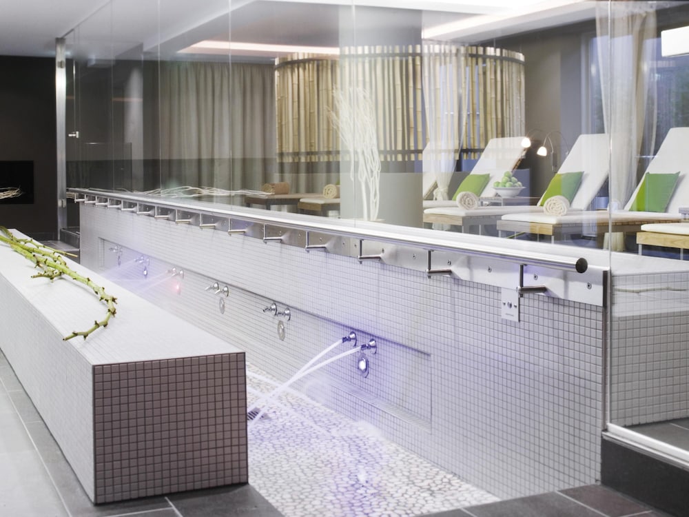 Movenpick Hotel Stuttgart Airport 50/50