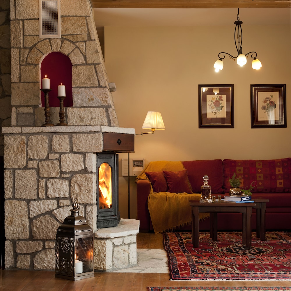 Fretzato Traditional Guest House 31/42