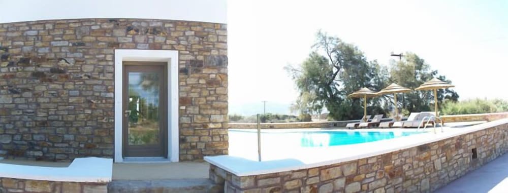 Plaka Hotel II 26/46