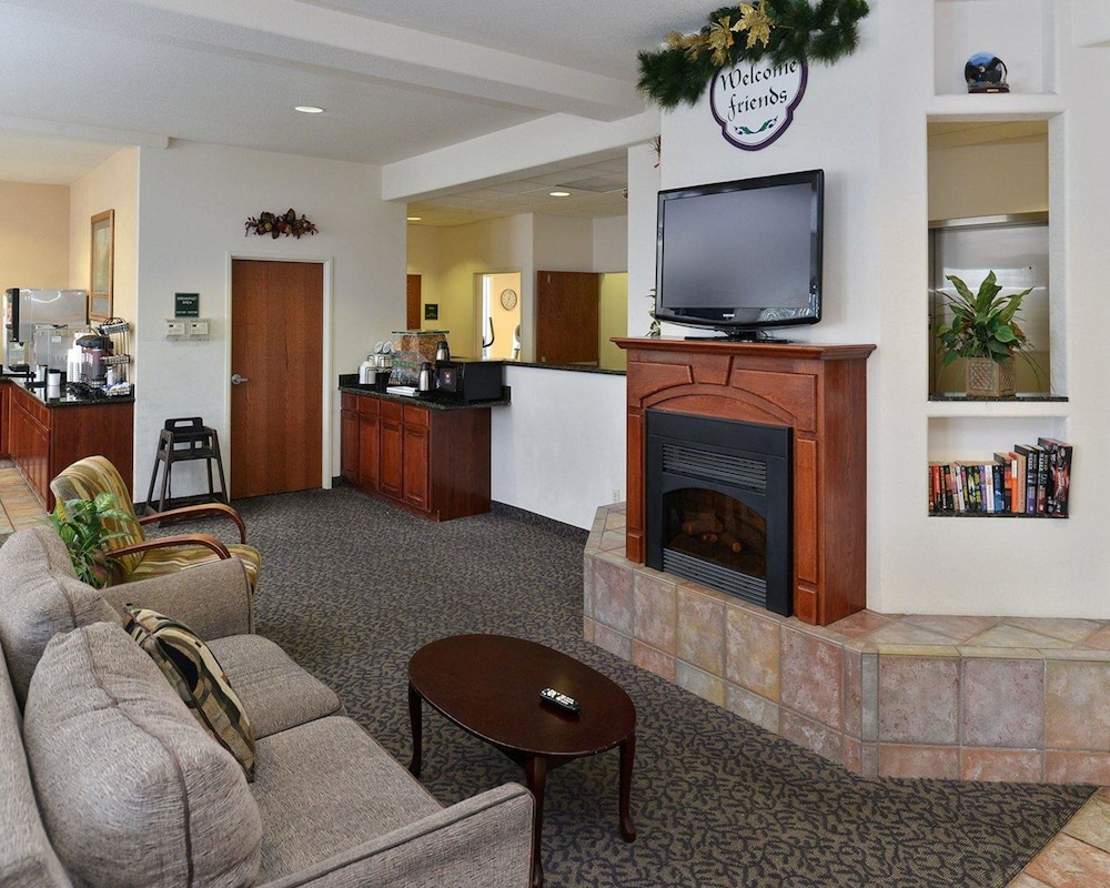 Comfort Inn and Suites Riverton 10/46