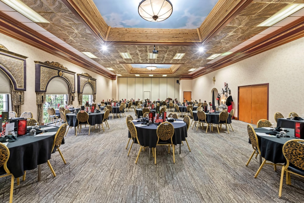 Clarion Inn Branson 63/72