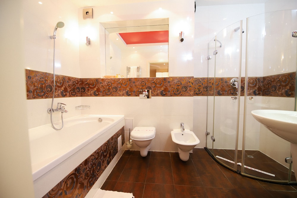 Prestige Apart Hotel 45/49