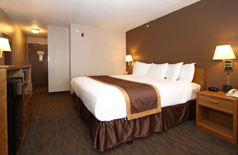 New Victorian Suites 17/66