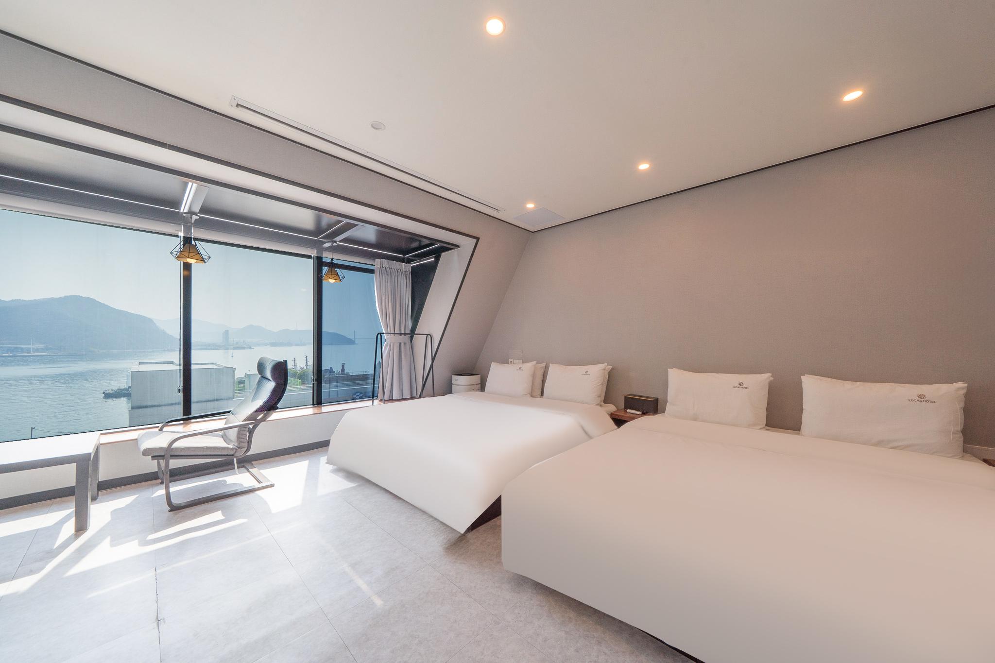 Vip, Twin Beds, Ocean View