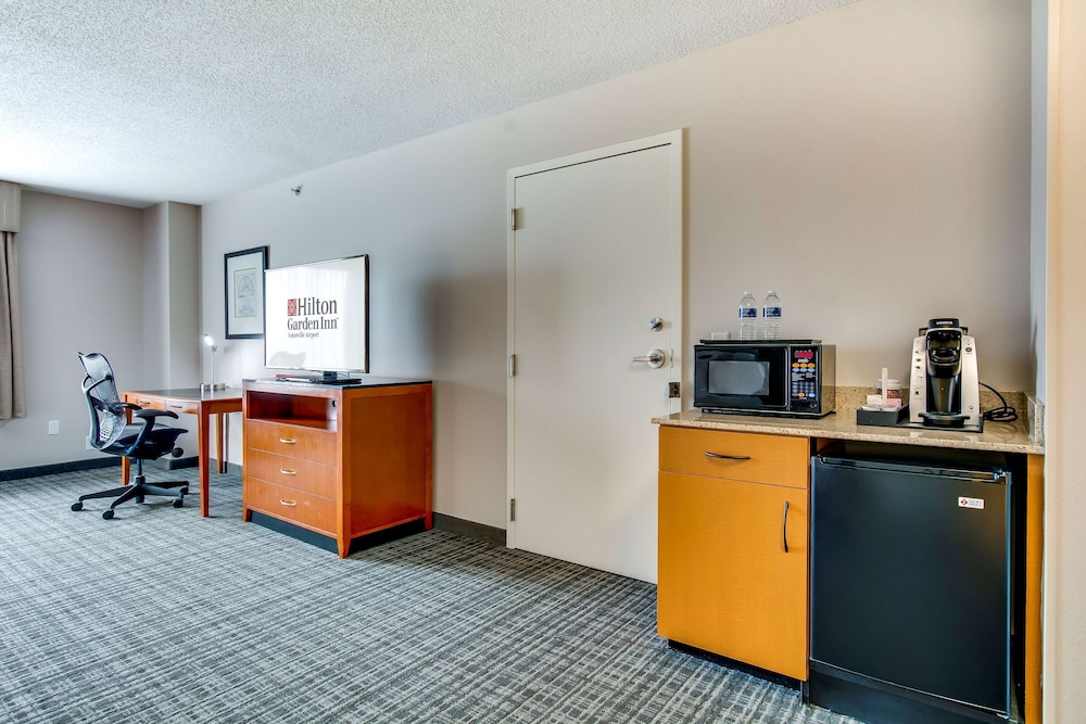 Hilton Garden Inn Louisville Airport 69/69