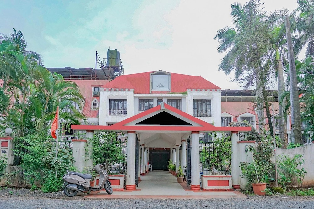 Kumar Resort Lonavala 2/50