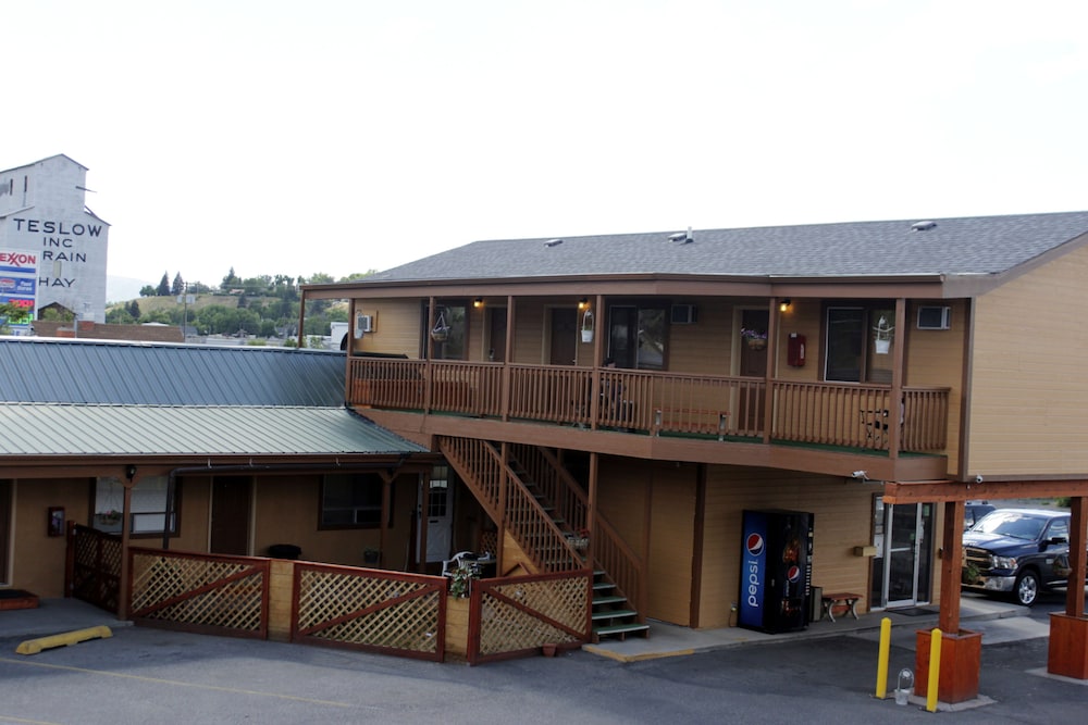 Country Motor Inn 5/64
