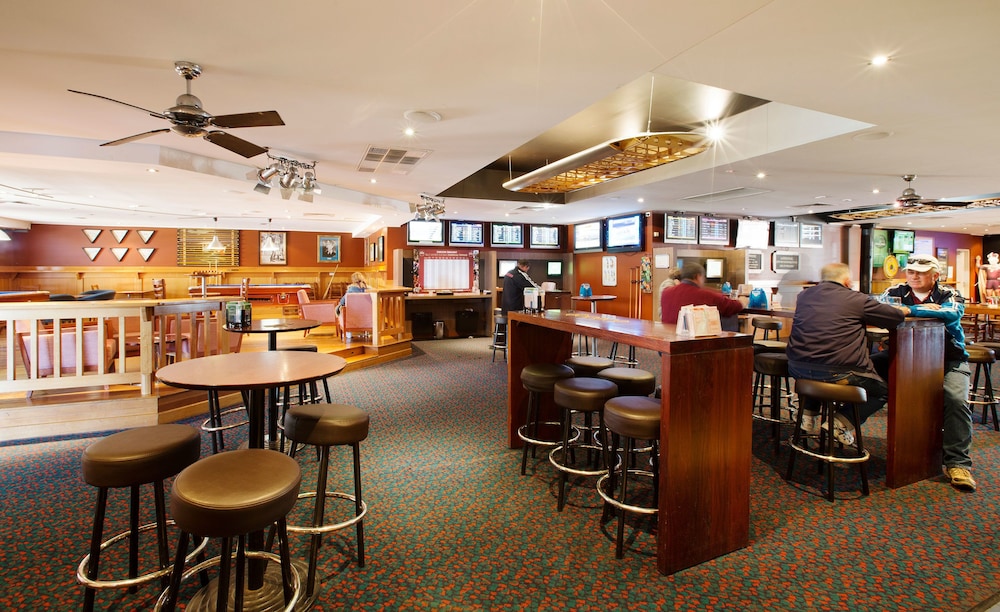 Wilsonton Hotel 49/61