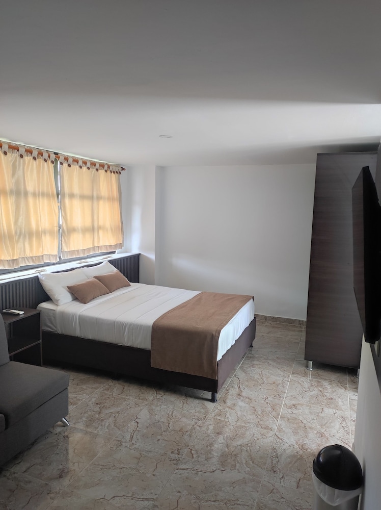 Hotel Palmas De Alcala 21/50