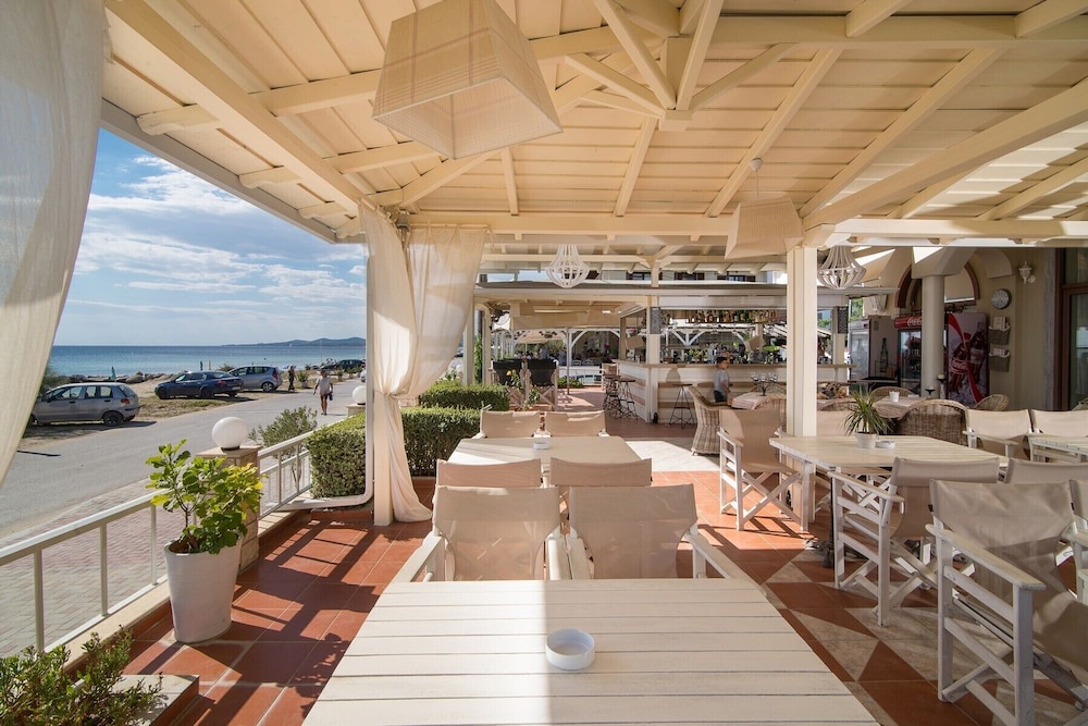 Assano Sea Front Luxury 23/50