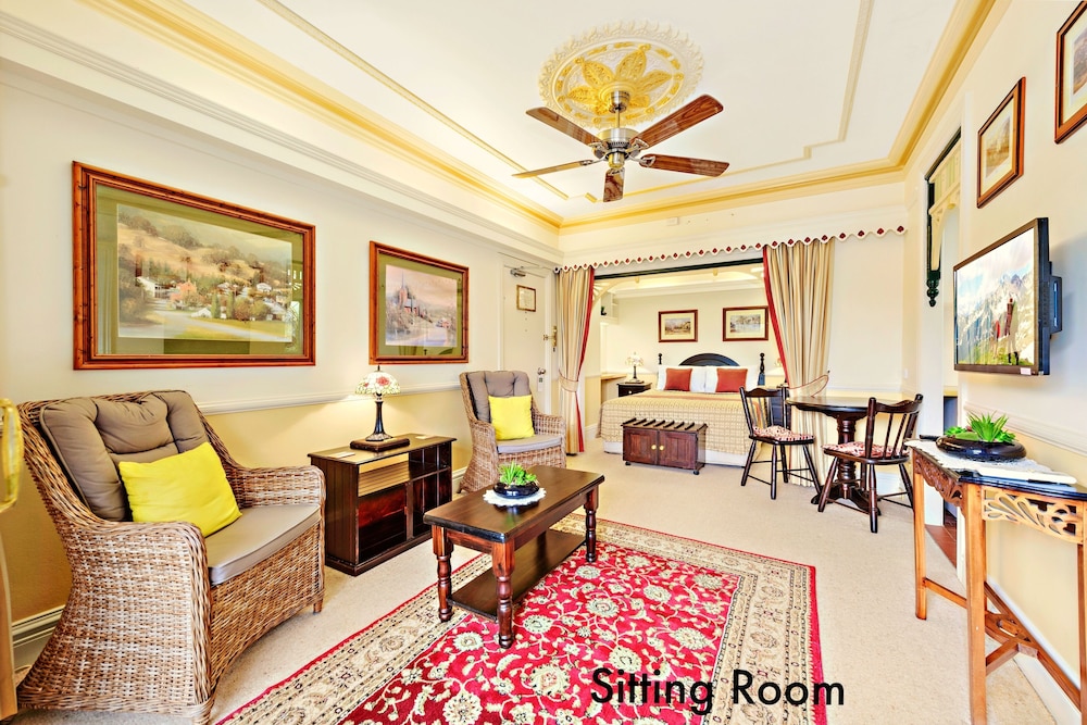 The Charrington Boutique Hotel 37/58