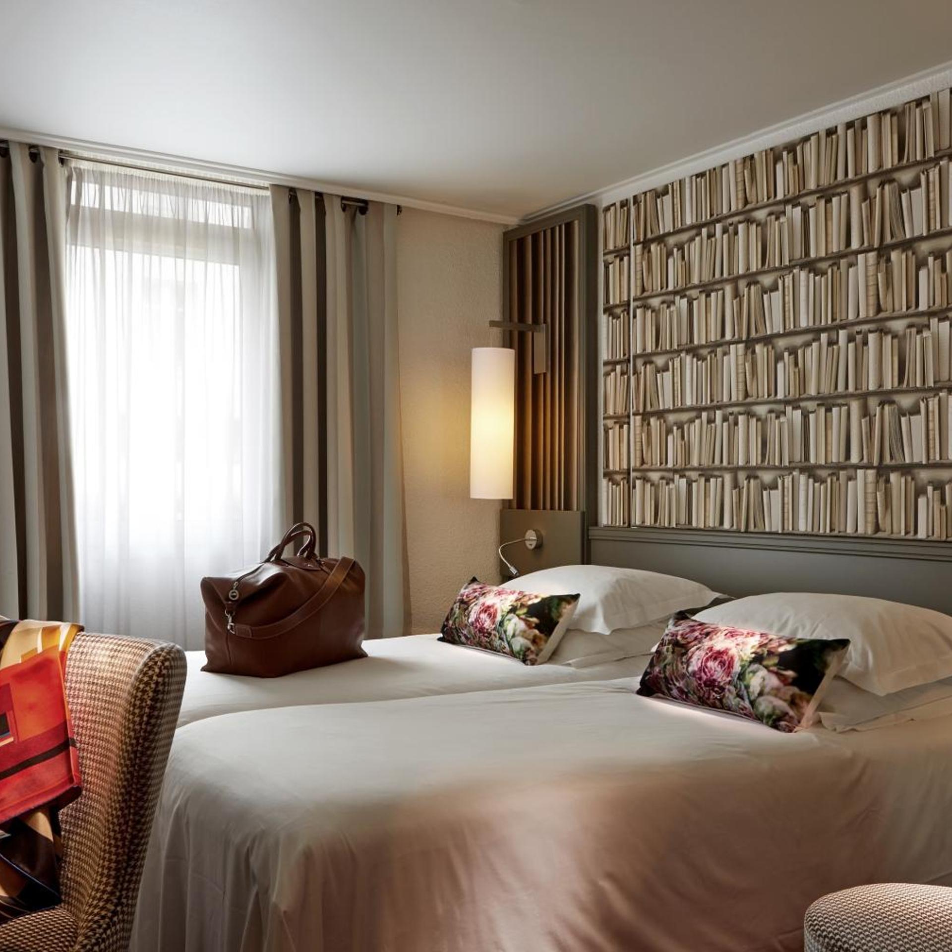 CLASSIC, DOUBLE OR TWIN BED