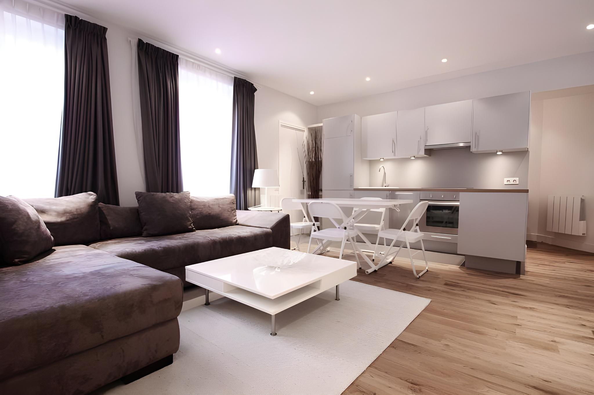 2 BEDROOMS, APARTMENT