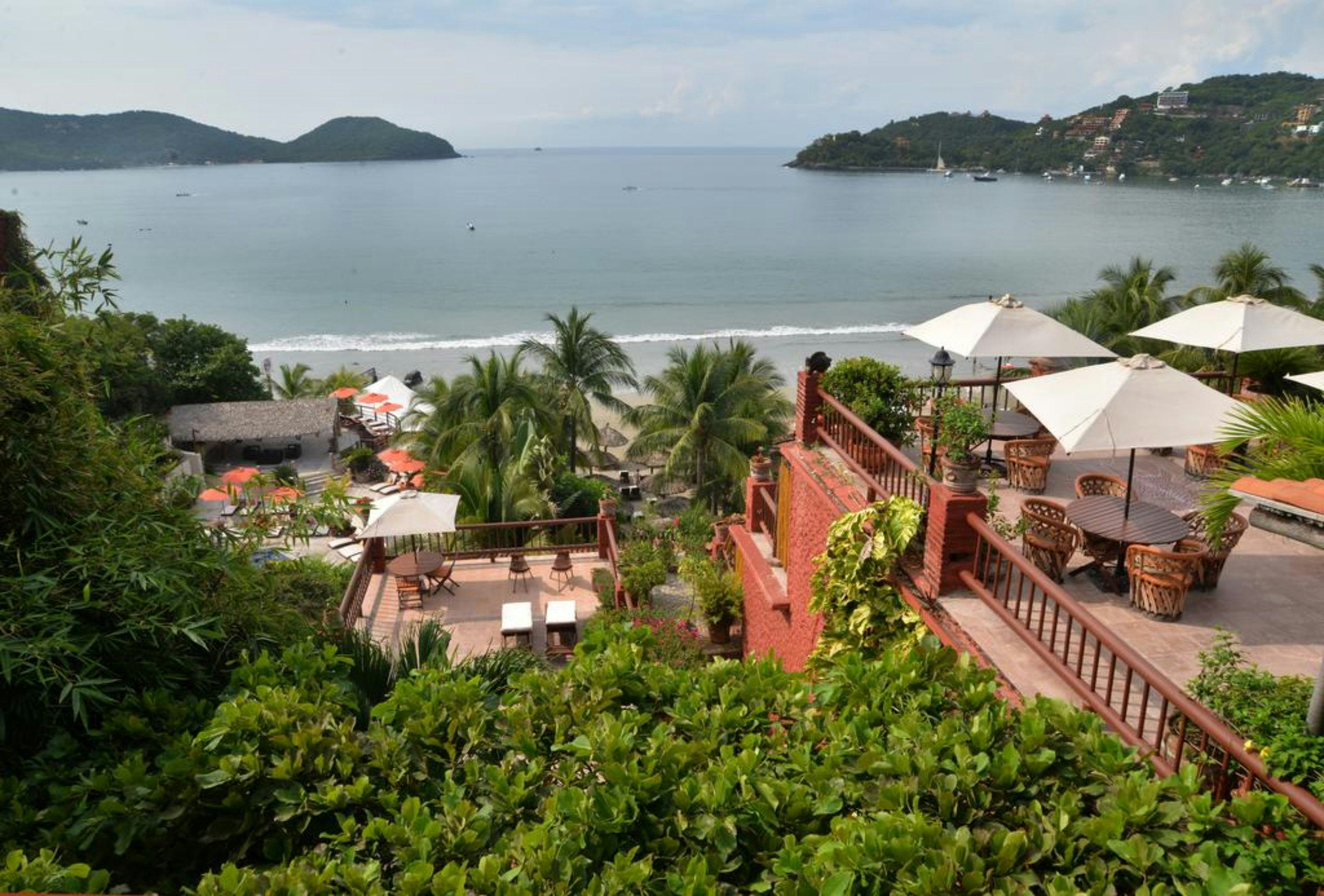Aura del Mar Hotel 56/67