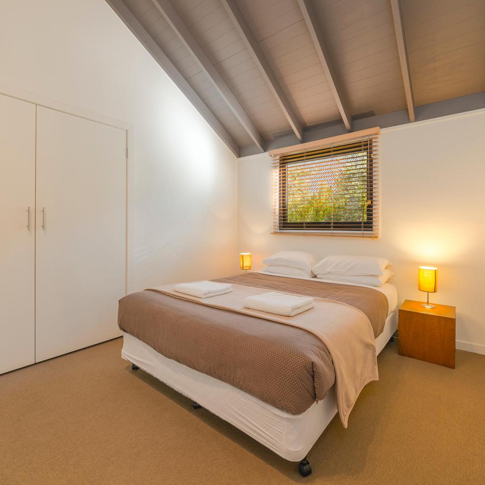 Southern Ocean Villas 8/33