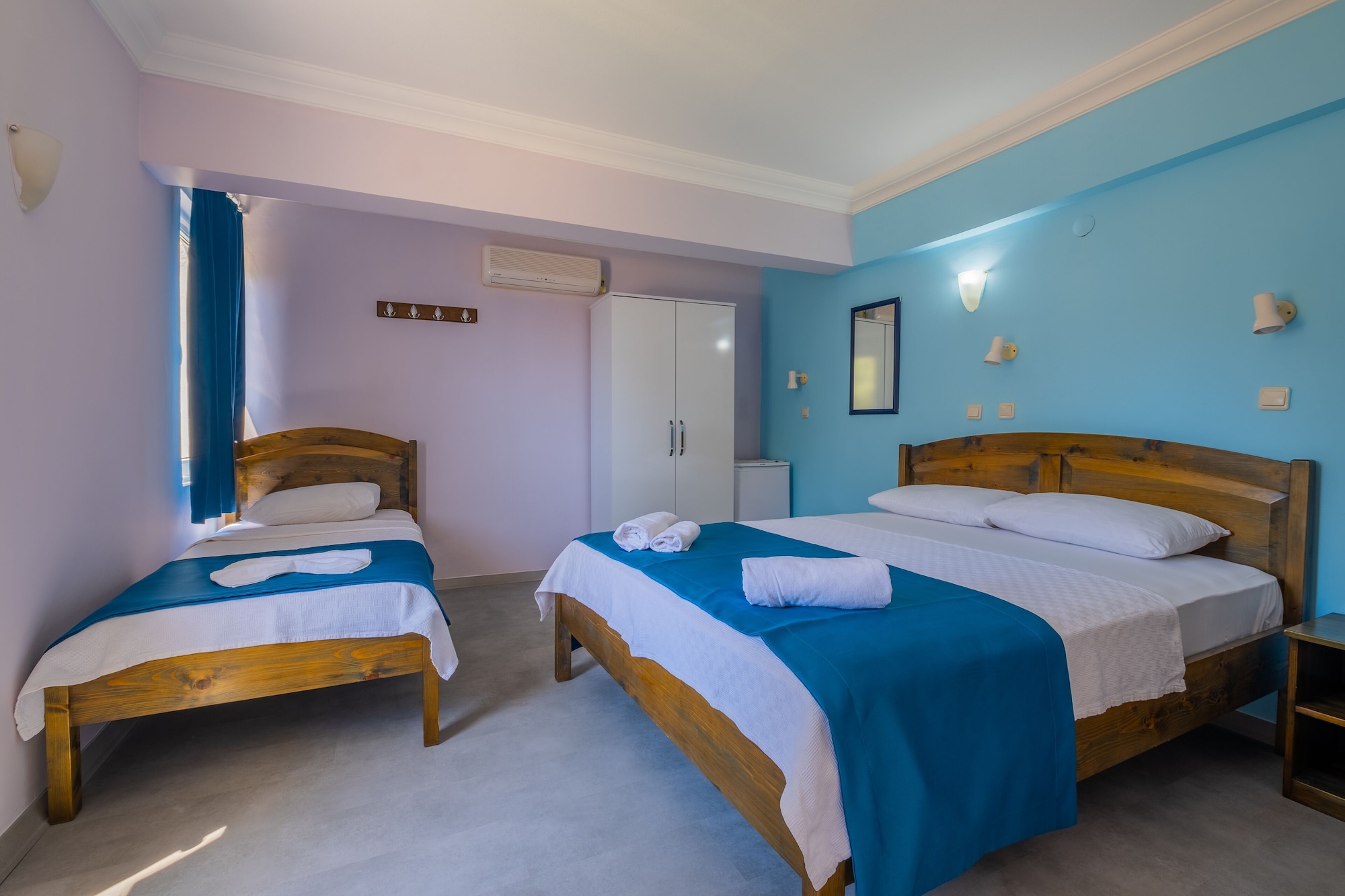 2 BEDROOMS, TRIPLE, SEA VIEW