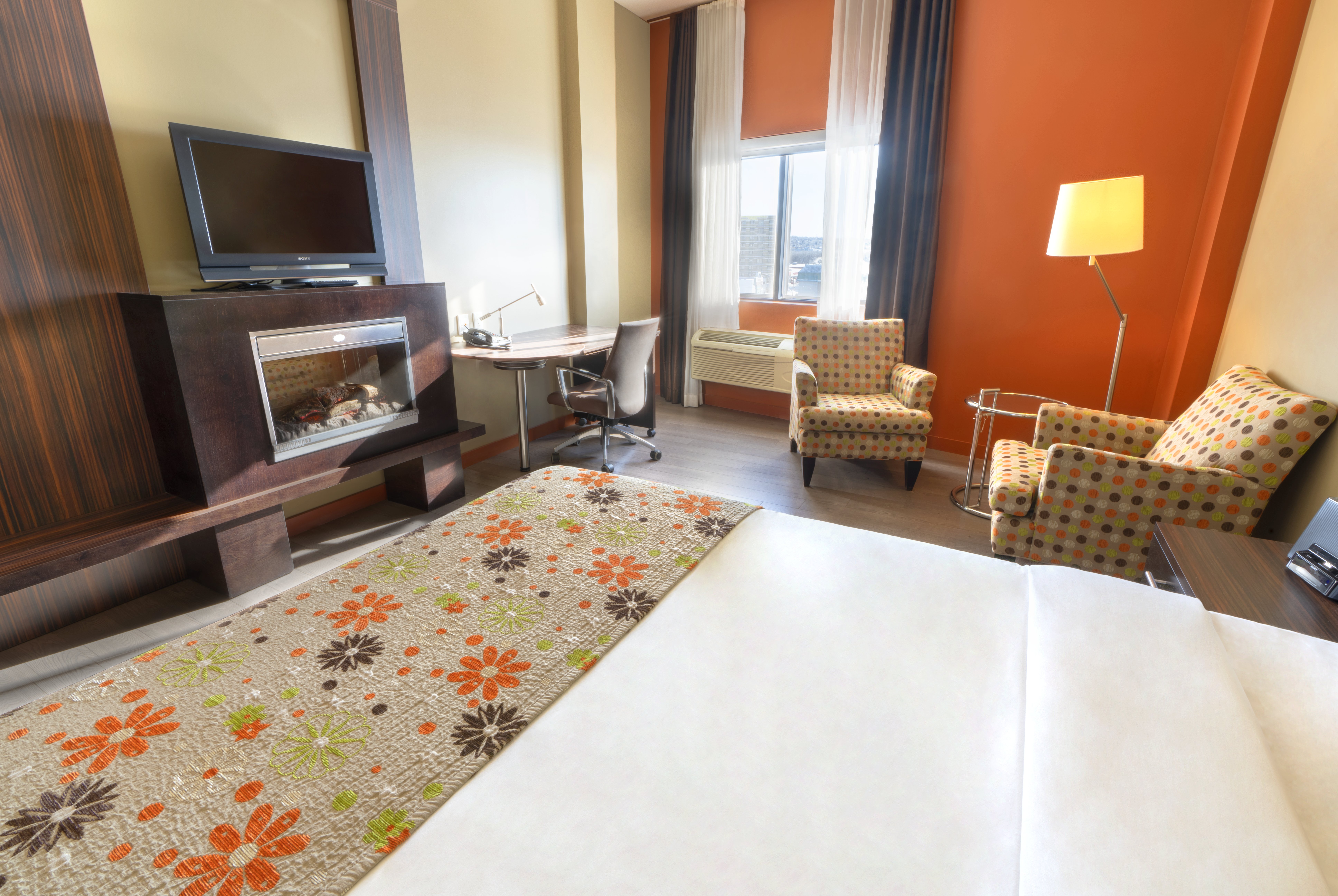 Must Hotel 12/41