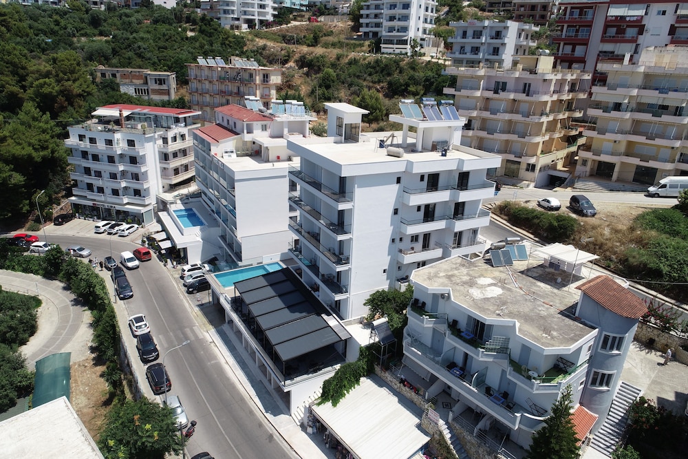 Hotel Edola 6/74
