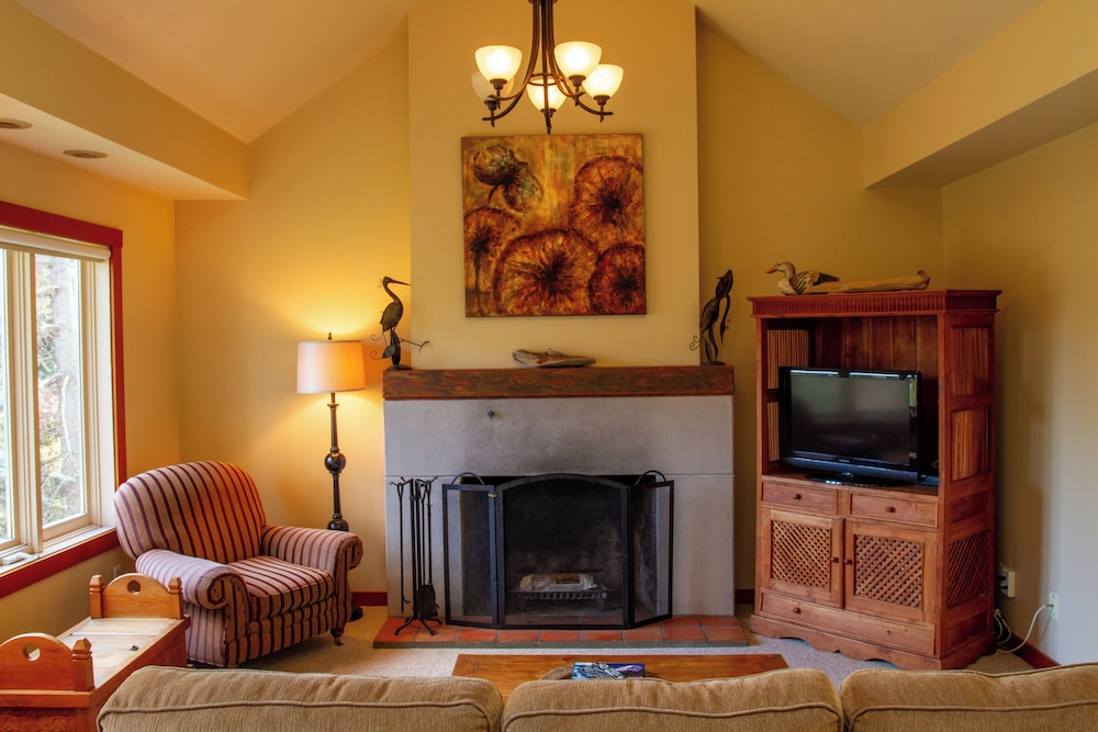 Spinnakers Brew Pub Guest Houses 41/58